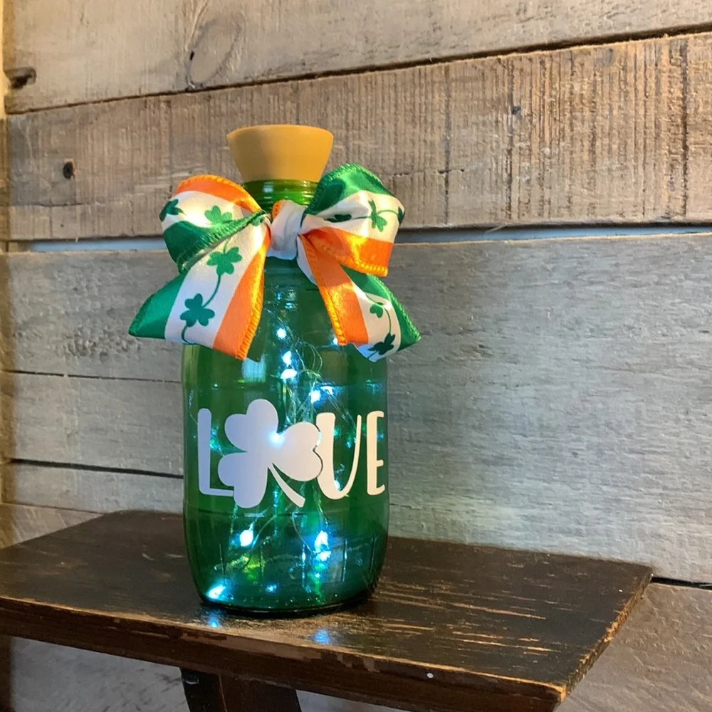 Hand Crafted- ‘Love’ Green Barrel Solar Lantern